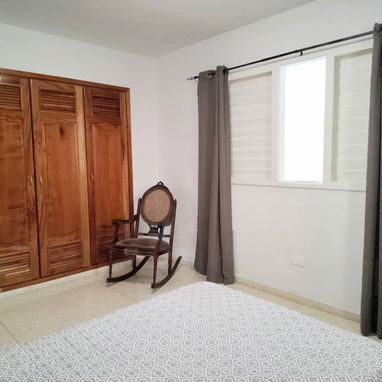 ALQUILER LINEAL EN ZONA RESIDENCIAL - 9/10