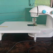 Máquina de coser portátil - Img 54434323