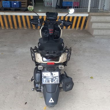 🏍️ Moto Tipo Scooter de Gasolina - Modelo: Scooters Tank Cilindrada: 200 CC - Img 118847162