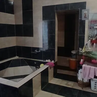Venta de casa independiente en Cojímar con gran patio - Img 125116939