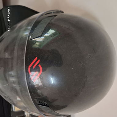 Cascos semi integrales de muy poco uso - 2/2