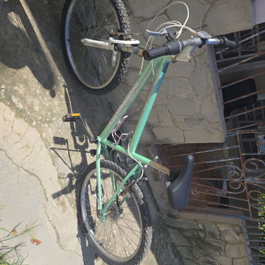 Bicicleta todo terreno marca ROADMASTER 24 - 2/2