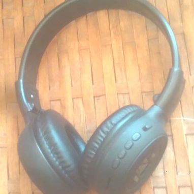 Audifonos 🎧inalambricos de casco - 3/4
