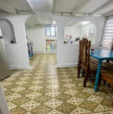 Apartamento interior en Vedado en primer piso con todo dentro. Ideal para dedicarlo a la renta - Img 97081757