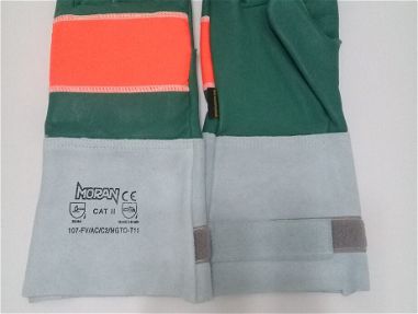 guantes para motosierras, guantes de labor, guantes de PVC y espejuelos contra impacto - Img 66327593