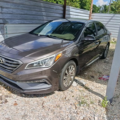 Hyundai sonata 2016 límite y sonata 2018 blanco vendo o hago negocio los 2 sonata soy el dueño negocio sin intermediario - 2/2