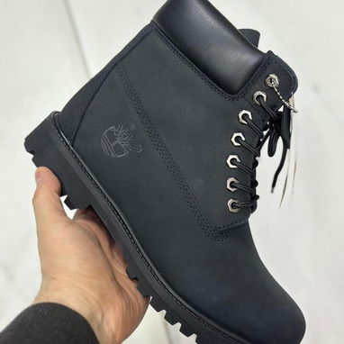 Botas, tenis. Adidas, nike 50 usd botas timberland amarillas 110 usd, blancas 150 usd - Img 117712081