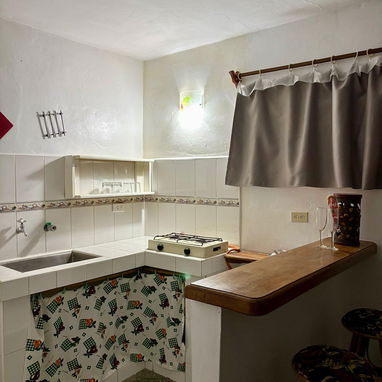 Rento Habitacion Independiente en Miramar , playa - Img 122499114