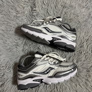 Saucony Omni 9 disponibles 40 al 44 - Img 55767135