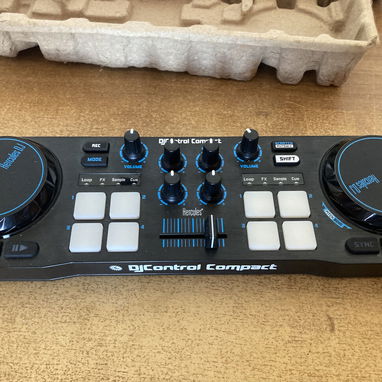 Mezcladora de DJ Hercules - 2/3