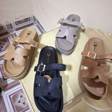 Sandalias (chancletas) tipo Hermes - Img 126783612