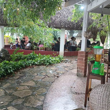 Se solicita cajero dependiente - Img 126114238