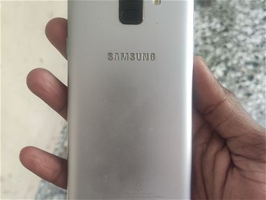 Samsung Galaxy a6 parado por Pantalla - Img main-image