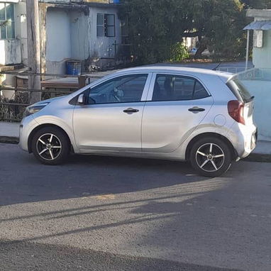 Renta de autos alquiler de carros entrega con el tanque lleno de gasolina en el aeropuerto no se cobra dinero adelantado - Img 121094715
