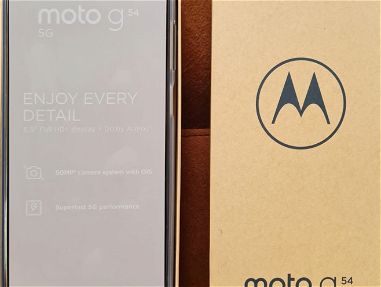 Vendo Motorola G54 nuevo en caja con accesorios - Img 67549669