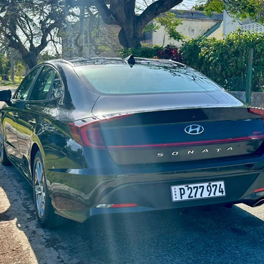 Hyundai zonata año 2021 ,  66k millas 22.500k soy de matanzas llamame carro nítido nítido mi wattssap 55432935 - 2/4