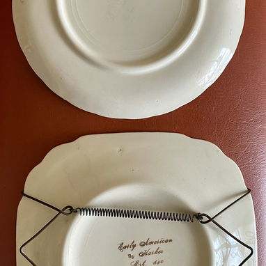Se vende estos dos platos pequeños decorativos muy antiguos. Uno en oro 22k. - 2/4