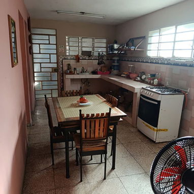 🏠 Propiedad urbana de dos plantas en La Habana  Casa independiente de dos plantas, ubicada en el reparto Callejas - Img 119160450