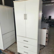 Escaparate de Melamina , entrega a domicilio sin costo adicional en toda la Habana - Img 58382827