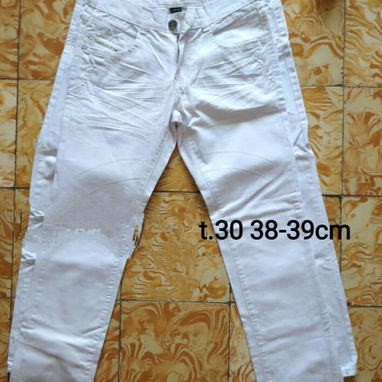 Vendo pitusas Blancas de hombre talla 28 y 30 - Img 120380031