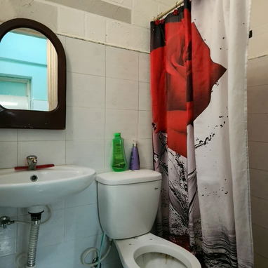 En venta apartamento en Centro Habana por el parque de la Fraternidad - 4/9