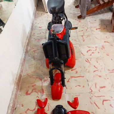 Cuadro de bicimoto tekno con pedales, con asientos, guardafango, cadena, burro, frente - Img 115818764