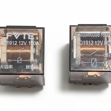 Relays de 30Ah, 40Ah, 80Ah y de 100Ah, 12 V de 4 y 5 patas, ( 5 USD cada uno) - Img 115314789