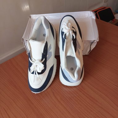 Tenis deportivos - 3/5