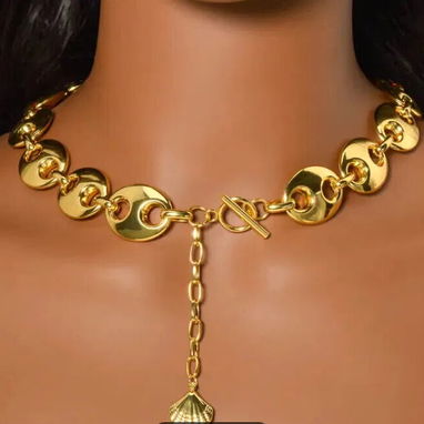 Gargantilla de cierre hebilla OT muy de moda para mujer con una cadena de cola de concha geométrica ancha. - Img 94143225