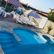 Disponible casa con piscina de 5 habitaciones en Guanabo. Whatssap 52959440 - Img 45151281