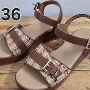 SANDALIAS NUEVAS ORIGINALES #36 ..SOLO UNA DISPONIBLE... - Img 58094987