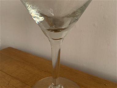 Cuatro copas de martini - Img 62423460