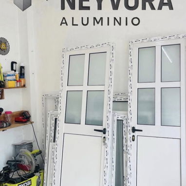 Marquetería de aluminio - Img 128033018