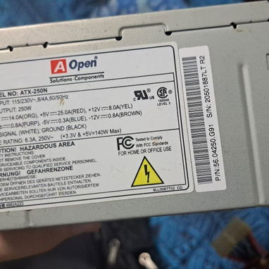 Vendo computadora y 2 laptops DE USO. - Img 124076746