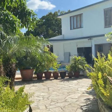 CONFORT RENTALS- Casa de lujo con piscina – SIBONEY - Img 117352773