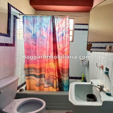 GG-171 ¡AMPLIO APARTAMENTO CAPITALISTA EN CASINO DEPORTIVO POR 22000! (3 CUARTOS Y MEDIO, 2 BAÑOS Y BALCÓN) - 8/10