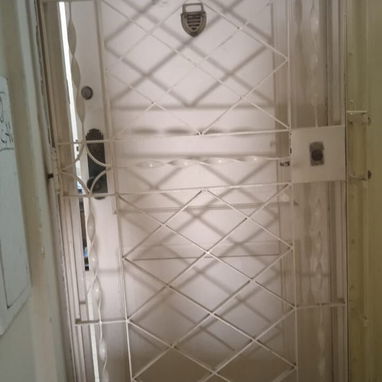 GRAN OFERTA APTO EN EN VEDADO REBAJADO DE 28 000 A 26 000 USD. - 6/10