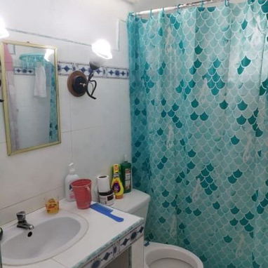 Apto en Zona Residencial en 3er piso en víbora Park - Img 122860013