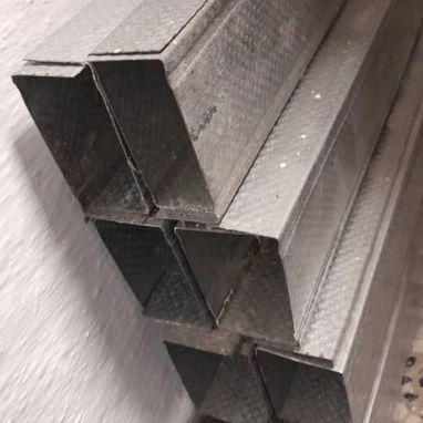Vendo 10 planchas de pladur (20 USD c/u) con los perfiles correspondientes para su montaje - 3/3