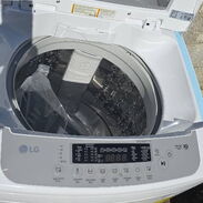 Lavadora automática de 17 kg marca LG - Img 45634042