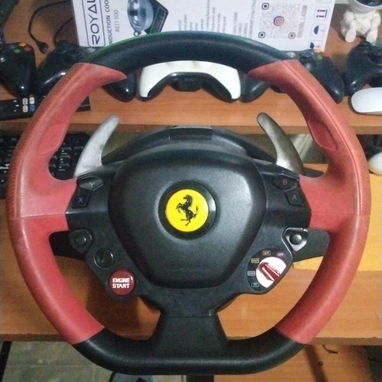 Vendo volante Thrustmaster Ferrari 458 Spider - 3/5