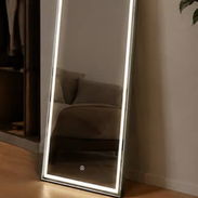 100usd Espejo con luz led - Img 56214135