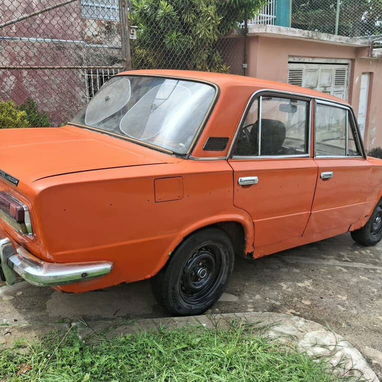 Lada 1500 - 4/6