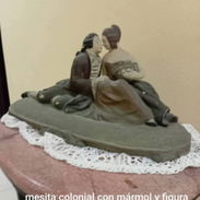 Vendo Figura romance del siglo XIX, de terracota, P-18cm; L-43cm; A-23 en 20 usd - Img 53764361