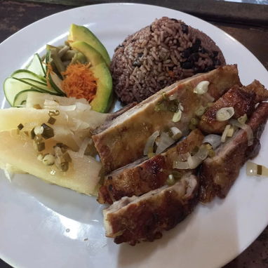 Almuerzos Con Domicilio - Ranchón Don Martín – La Lisa (kinetica) - 7/10