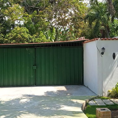 Casa independiente con piscina - 8/10