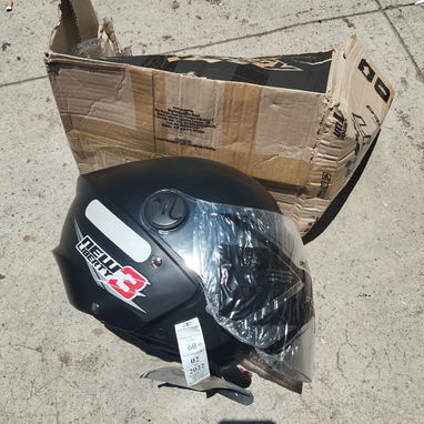 Vendo Moto electrica Marca Bukati 1600usd - Img 124244149