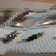 Vendo foco o unidad delantero, le sirve al Mitsubishi Canter, marca Koito - Img 49448094