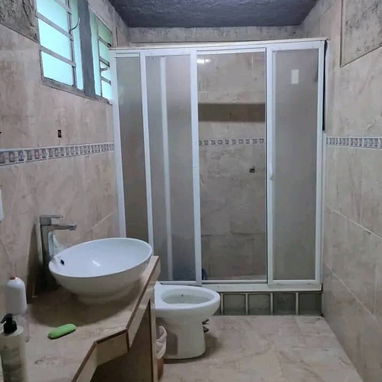 OFERTA REBAJADA 12000 DOLARES PLACA LIBRE INDEPENDIENTE INTERIOR DE LA MISMA CASA - 9/10