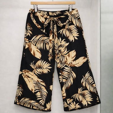 Ropa variada de mujer - 10/10